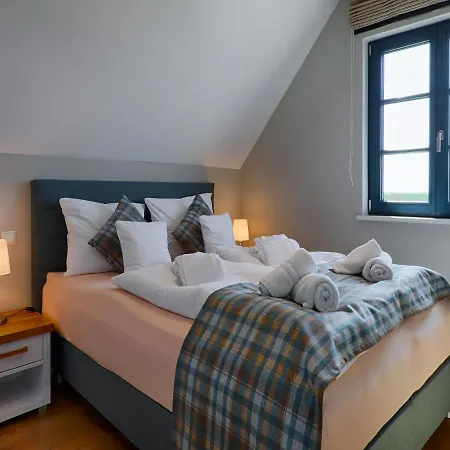 Reetland Am - Premium Reetdachvilla Mit 3 Schlafzimmern, Sauna Und Kamin F26