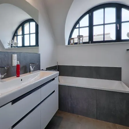 Reetland Am - Premium Reetdachvilla Mit 3 Schlafzimmern, Sauna Und Kamin F26