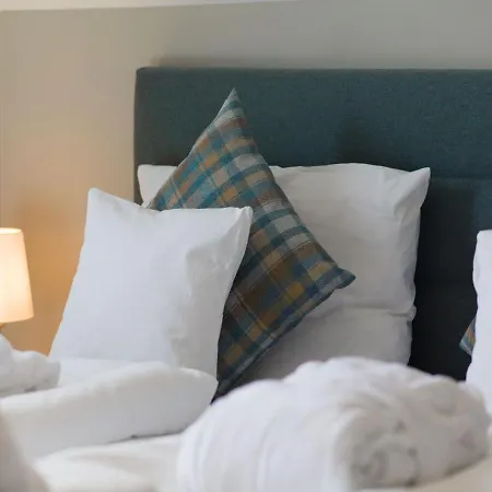 Reetland Am - Premium Reetdachvilla Mit 3 Schlafzimmern, Sauna Und Kamin F26 * Dranske