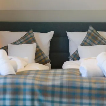 Reetland Am - Premium Reetdachvilla Mit 3 Schlafzimmern, Sauna Und Kamin F26 Dranske