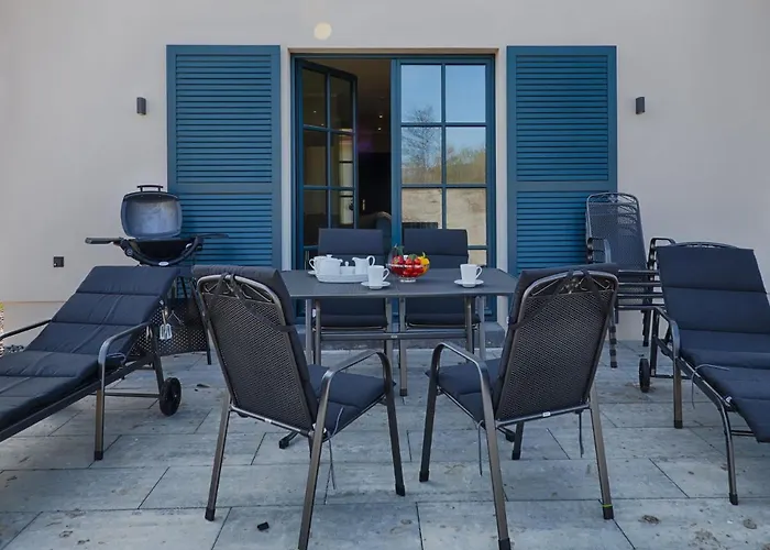 Reetland Am - Premium Reetdachvilla Mit 3 Schlafzimmern, Sauna Und Kamin F26 بيت للعطل درانسكي